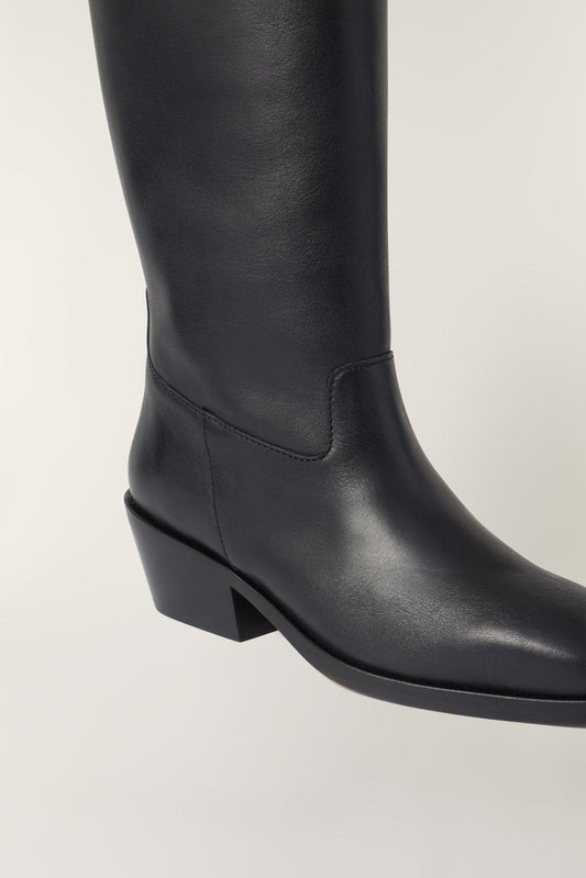 BERGAM BLACK BOOTS